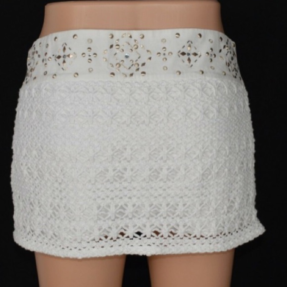Hollister White Crochet Mini Skirt Size 00 Junior - Picture 4 of 15